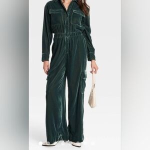 NWT, Womens Stylish Velvet Green Jumpsuit W/ Side & Cargo Pockets, Size 14